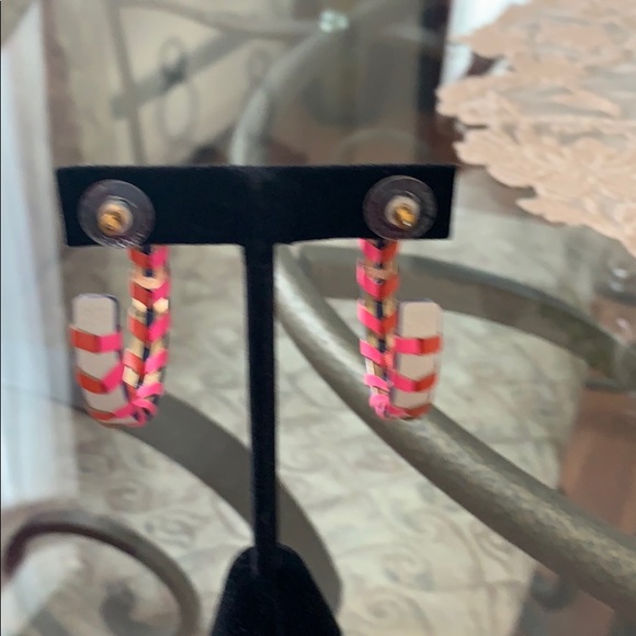 Jewelry Set - Picture 3 of 8